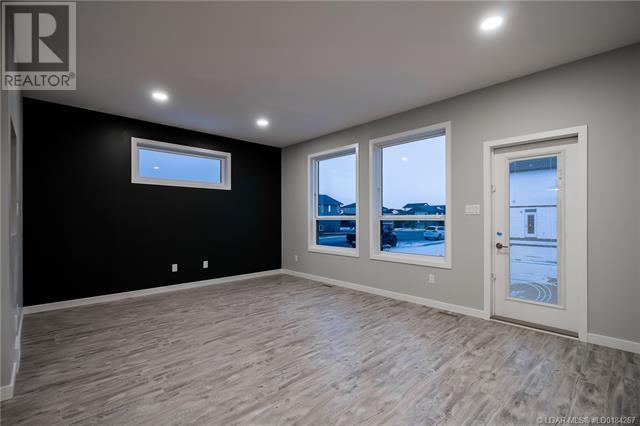 902 Pacific Way W, Lethbridge House For Sale