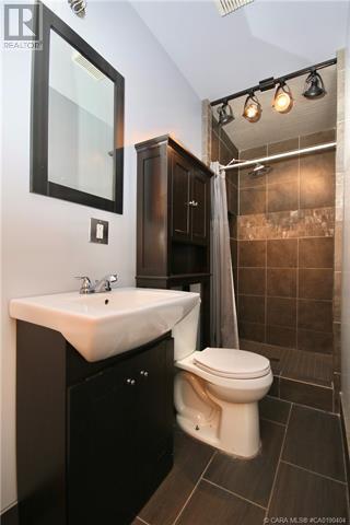 5002 49 Street, Sedgewick House For Sale