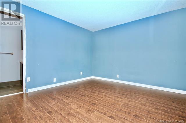 5002 49 Street, Sedgewick House For Sale