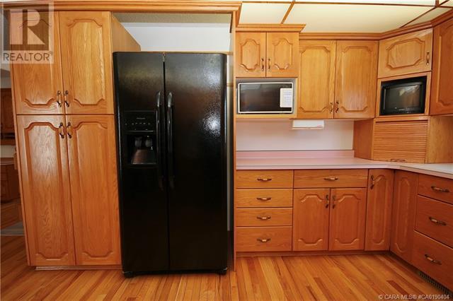 5002 49 Street, Sedgewick House For Sale
