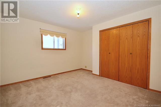 5002 49 Street, Sedgewick House For Sale