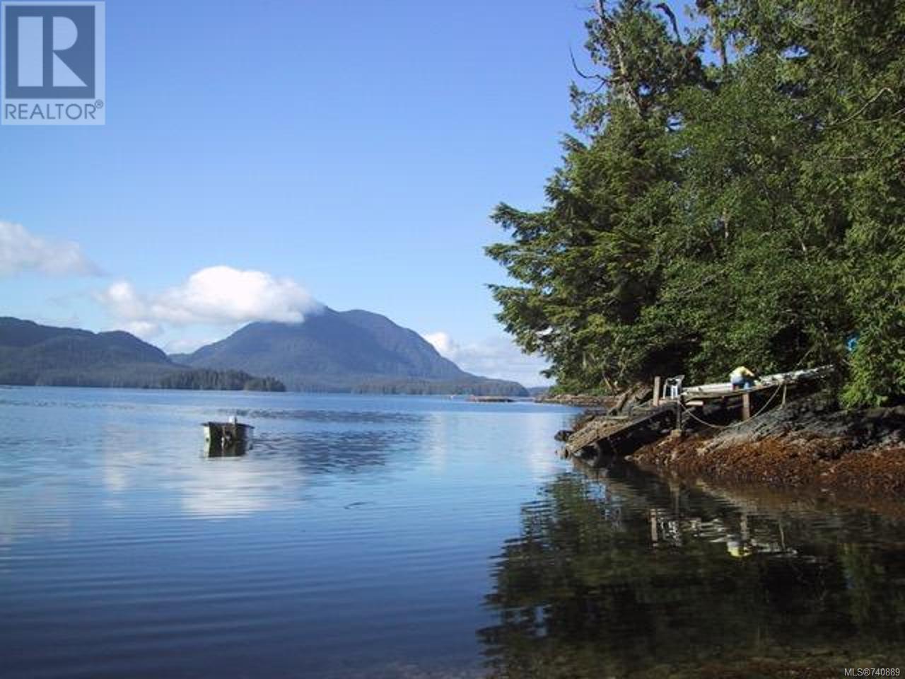 Lt 3 Cypress Bay, Tofino, British Columbia V0R 3A0 (22318178) Tofino