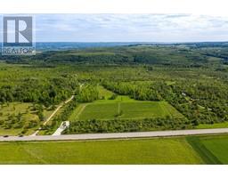 067086 4 Sideroad