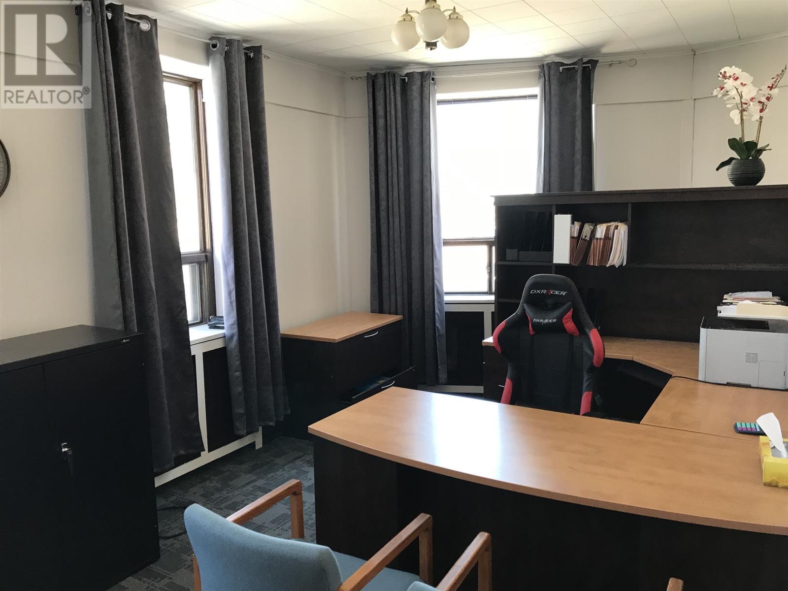 159 Wellington St in Kingston - Commercial For Rent : MLS# k21000362 Photo 2