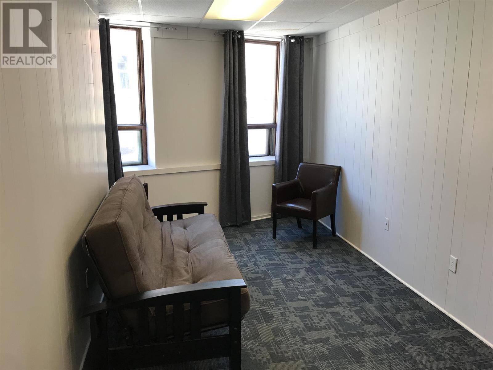 159 Wellington St in Kingston - Commercial For Rent : MLS# k21000362 Photo 3