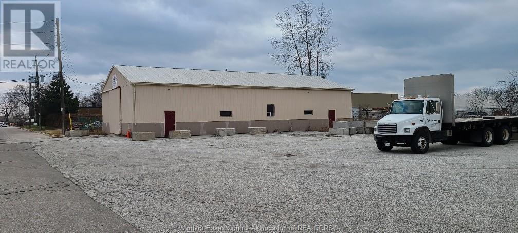 2679 Howard, Windsor, Ontario N8X 3X2 - Photo 2 - 18002688