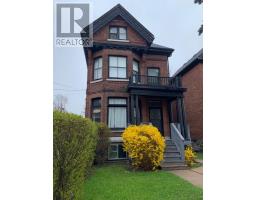 313 University AVE