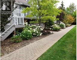 11 DAWSON Drive Unit# 716