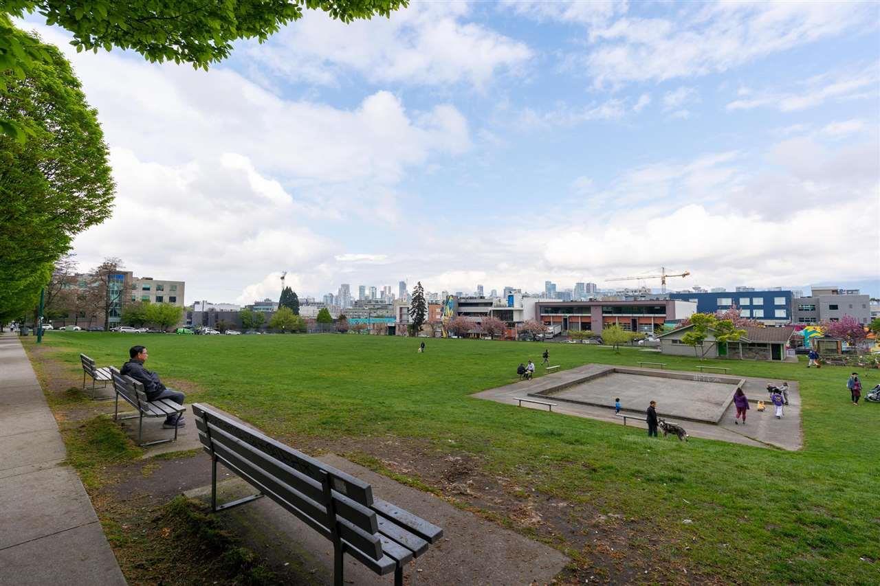 Listing Picture 17 of 36 : 138 - 150 W 8TH AVENUE, Vancouver / 溫哥華 - 魯藝地產 Yvonne Lu Group - MLS Medallion Club Member