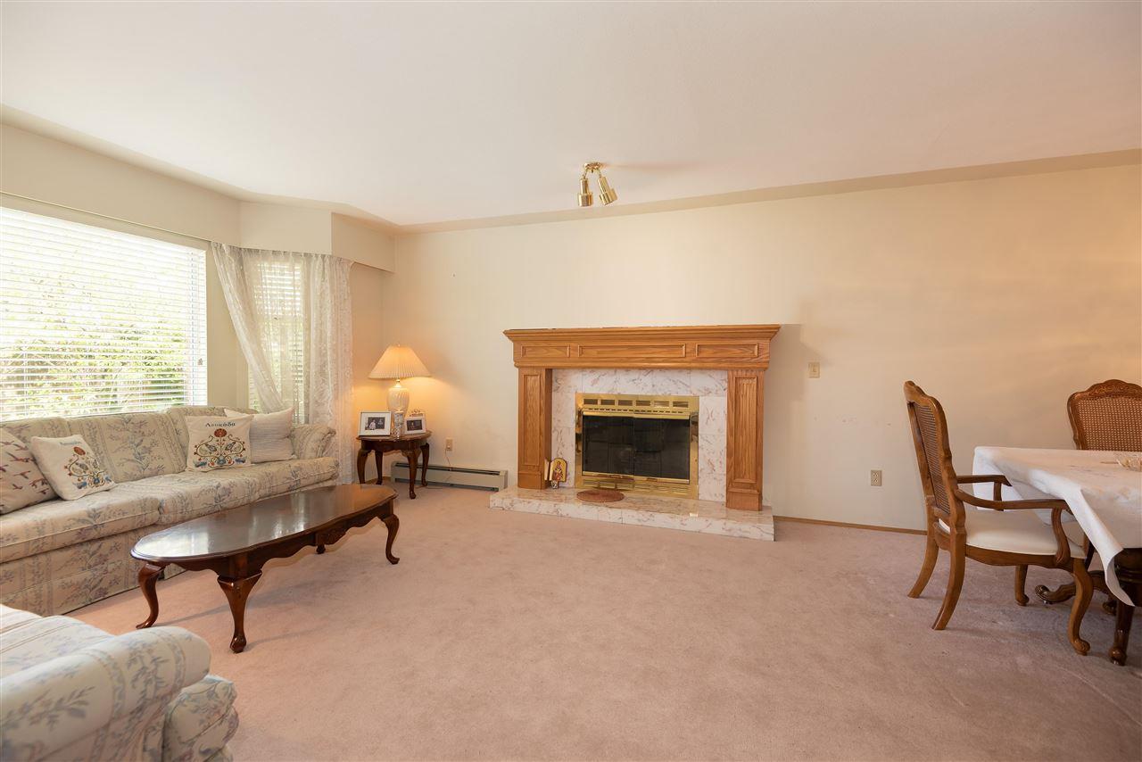 66 W 41st Avenue, Vancouver, British Columbia  V5Y 2R9 - Photo 4 - R2578363