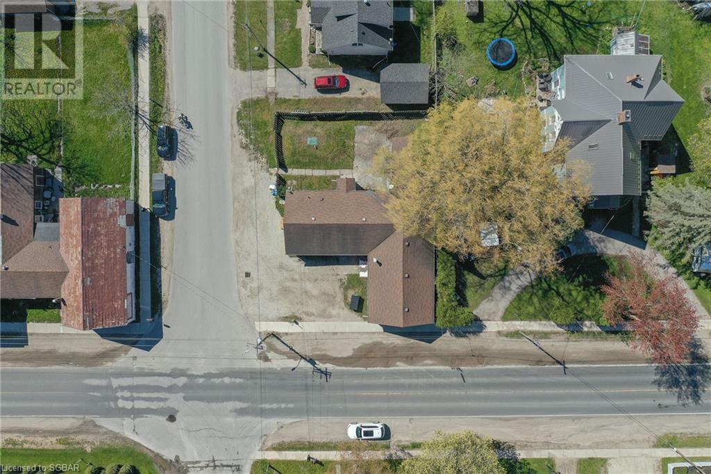 5239 9 County Road, New Lowell, Ontario L0M 1N0 (23172561) Greg