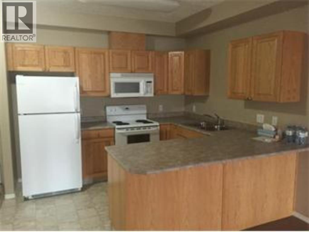 #201, 9810 94 Street, Peace River, Alberta  T8S 0A1 - Photo 2 - A1054830
