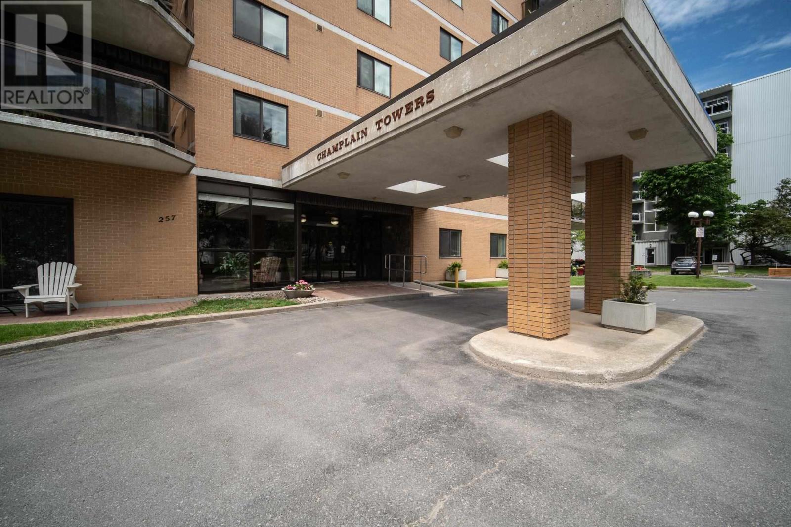 Listings Royal LePage Real Estate Royal LePage ProAlliance Realty