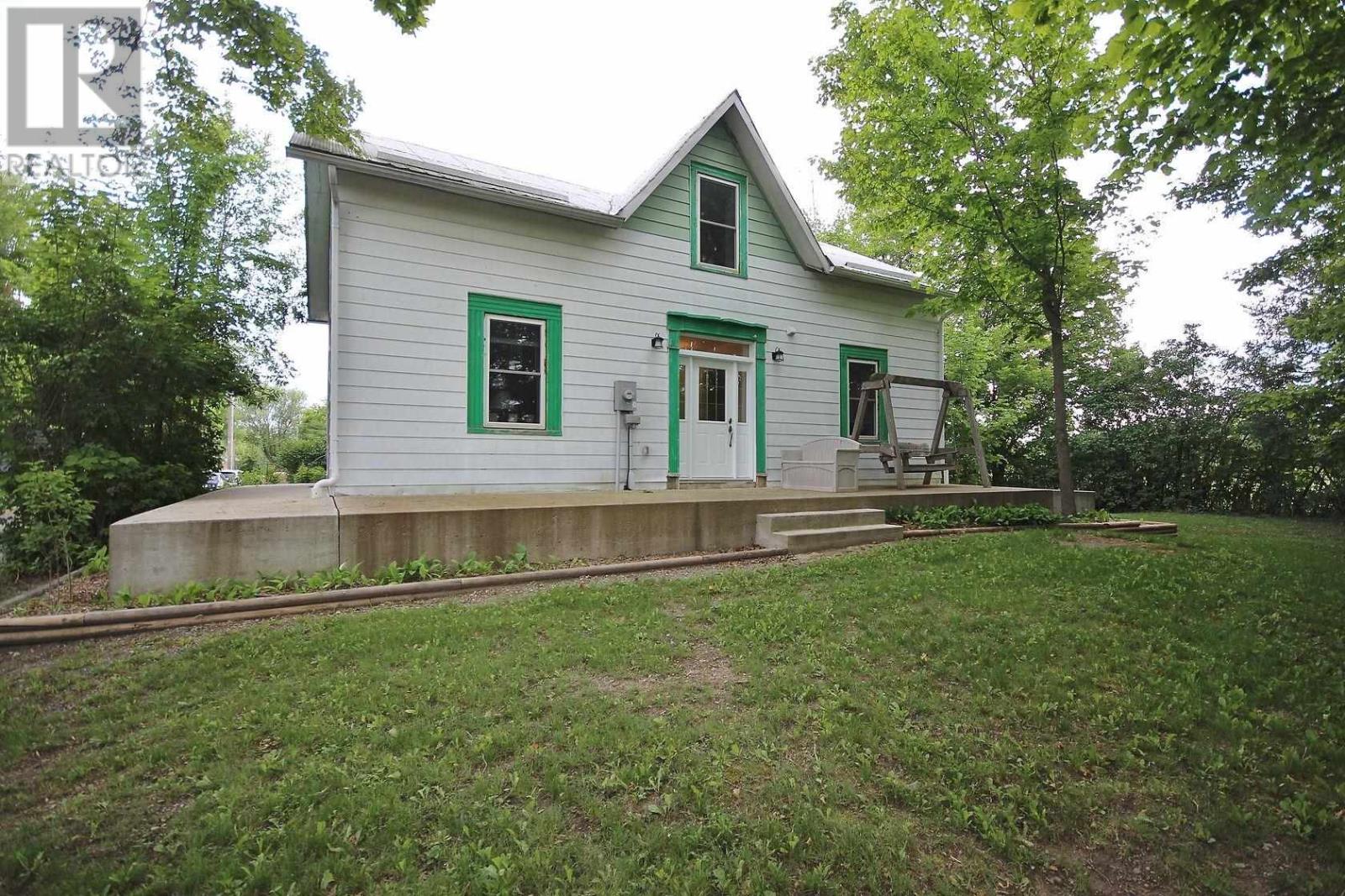 Listings Royal LePage Real Estate Royal LePage ProAlliance Realty Brokerage