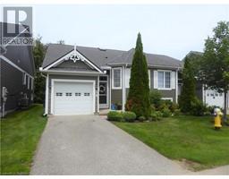 25 GREEN BRIAR Drive