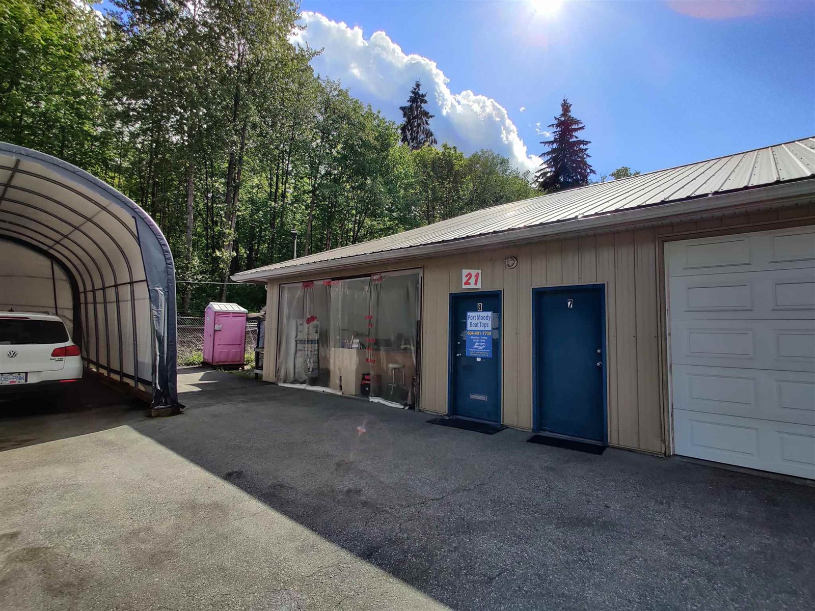 21 850 BARNET HIGHWAY, Port Moody, British Columbia V3H1V6