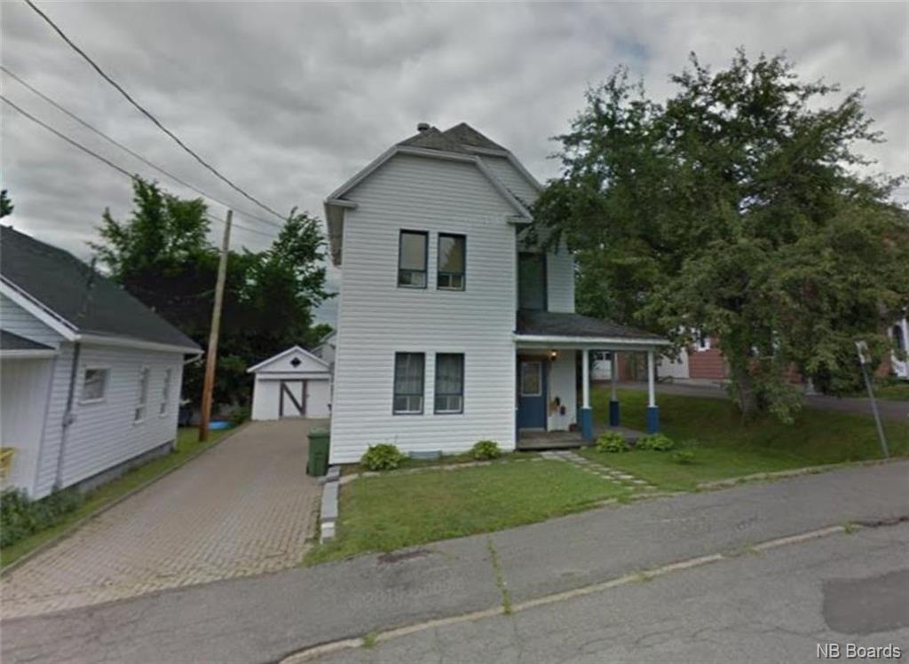 25 Bernier Street, Edmundston, New Brunswick  E3V 1Y6 - Photo 1 - NB063415