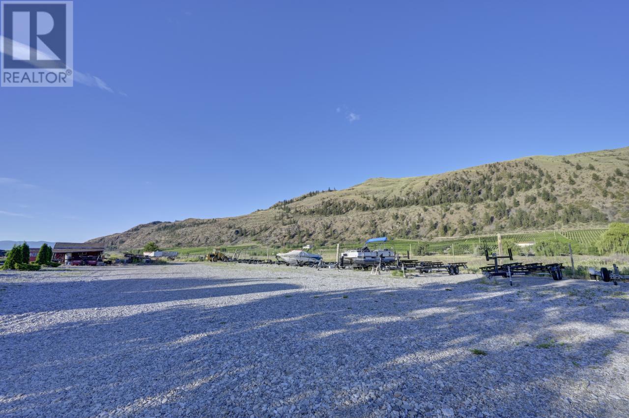 8705 ROAD 22, Osoyoos, British Columbia V0H1T1, 4 Bedrooms Bedrooms, ,4 BathroomsBathrooms,Agriculture,ROAD 22,190239