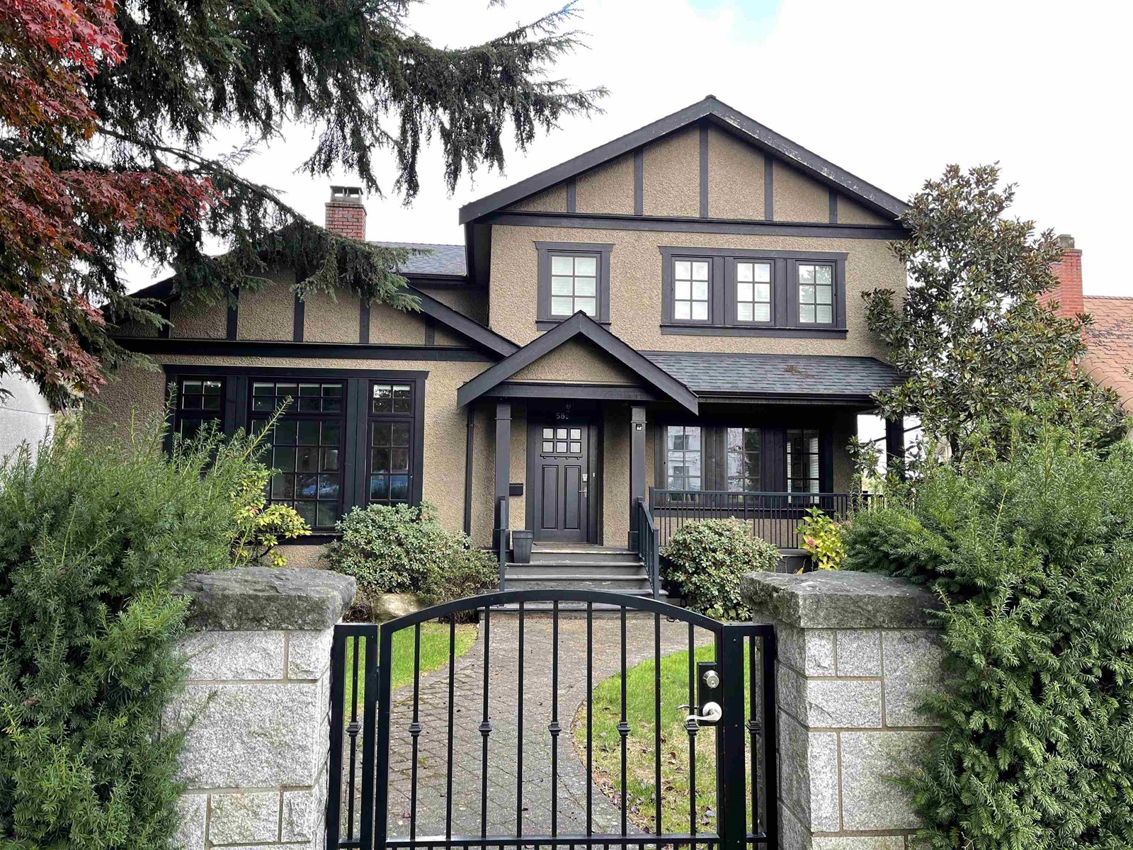 585 W 28TH AVENUE, vancouver, British Columbia