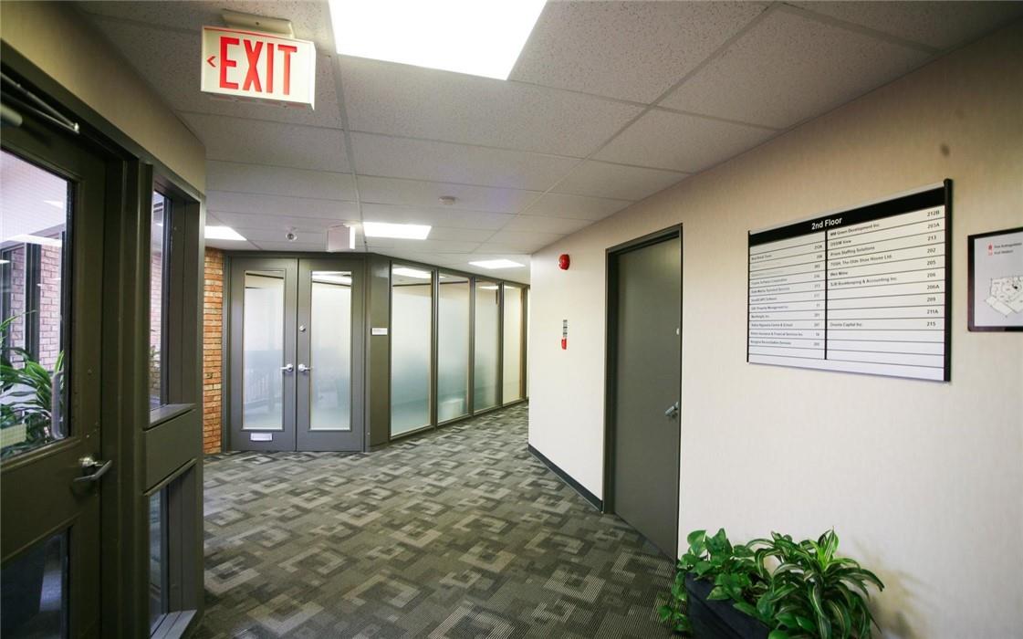 3425 Harvester Road, Unit #203, Burlington, Ontario  L7N 3N1 - Photo 8 - H4123425