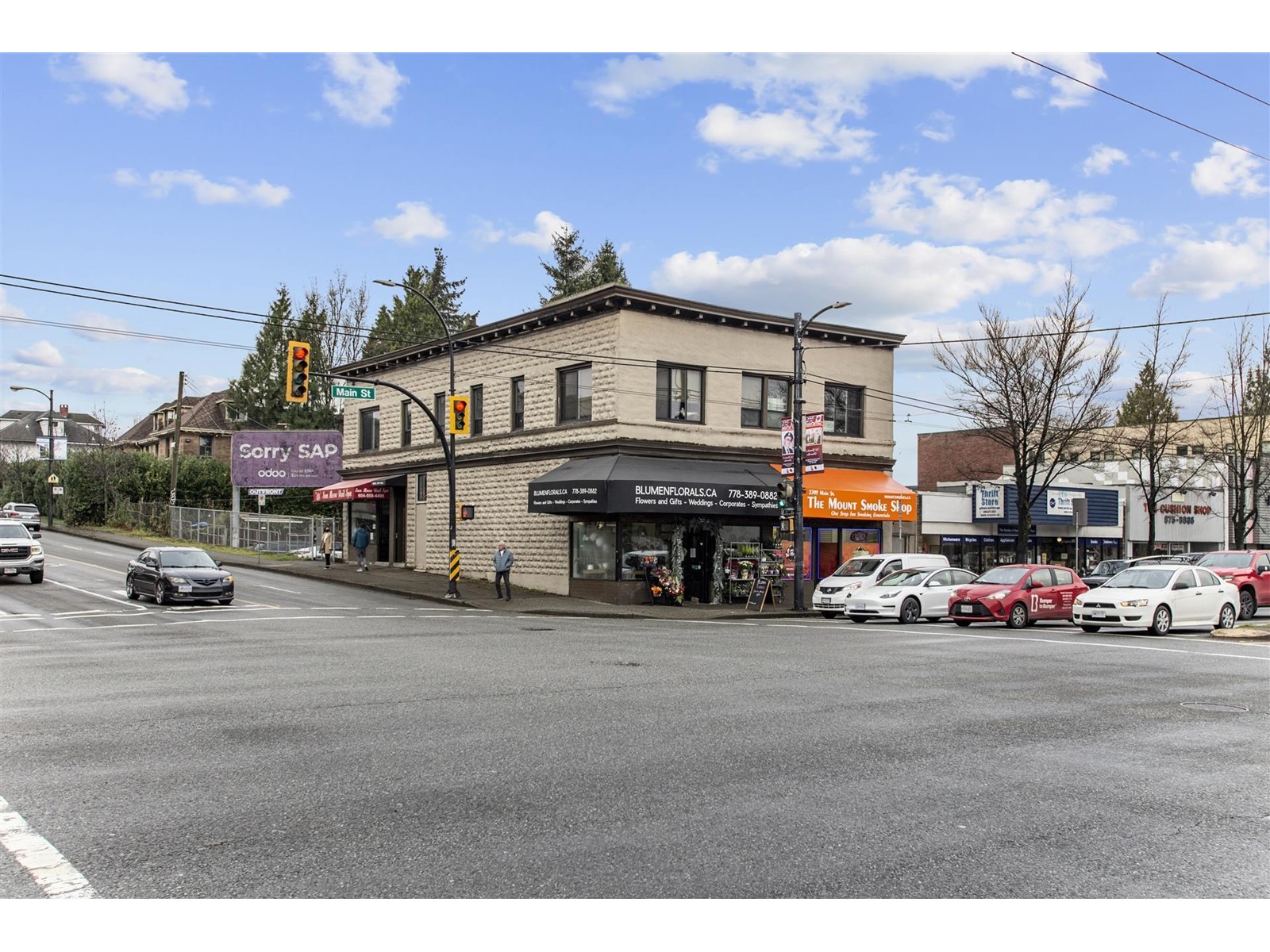 2749 Main Street, Vancouver, British Columbia  V5T 3E9 - Photo 1 - C8041333