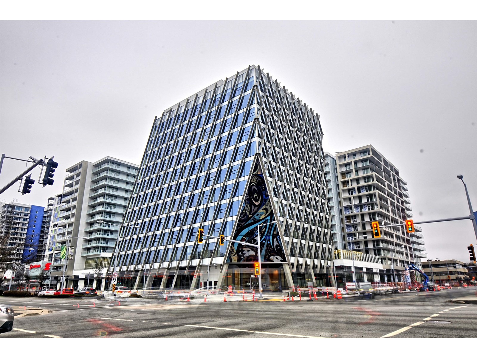 605 6388 NO. 3 ROAD, Richmond, British Columbia V0V0V0