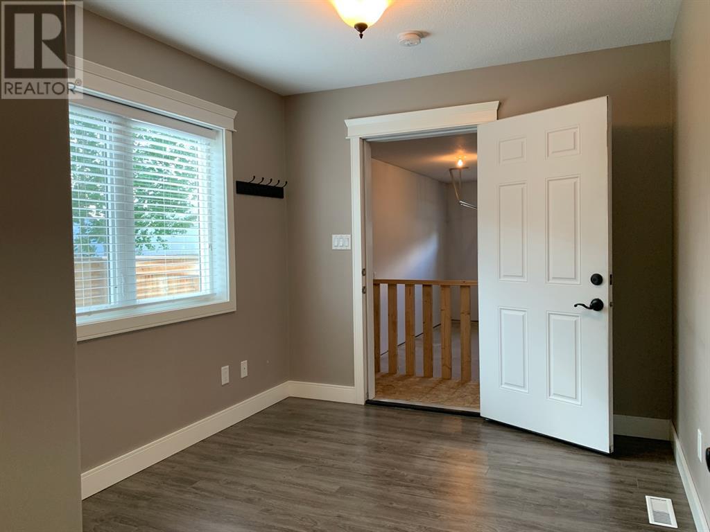 4920 52 Avenue, Grimshaw, Alberta T0H 1W0 - Photo 3 - GP202357