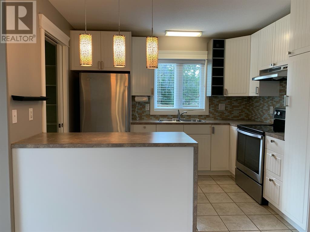 4920 52 Avenue, Grimshaw, Alberta T0H 1W0 - Photo 6 - GP202357