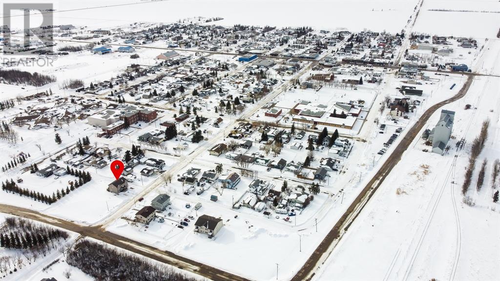 303 1st Ave Se, Falher, Alberta T0H 1M0 - Photo 10 - A1072964