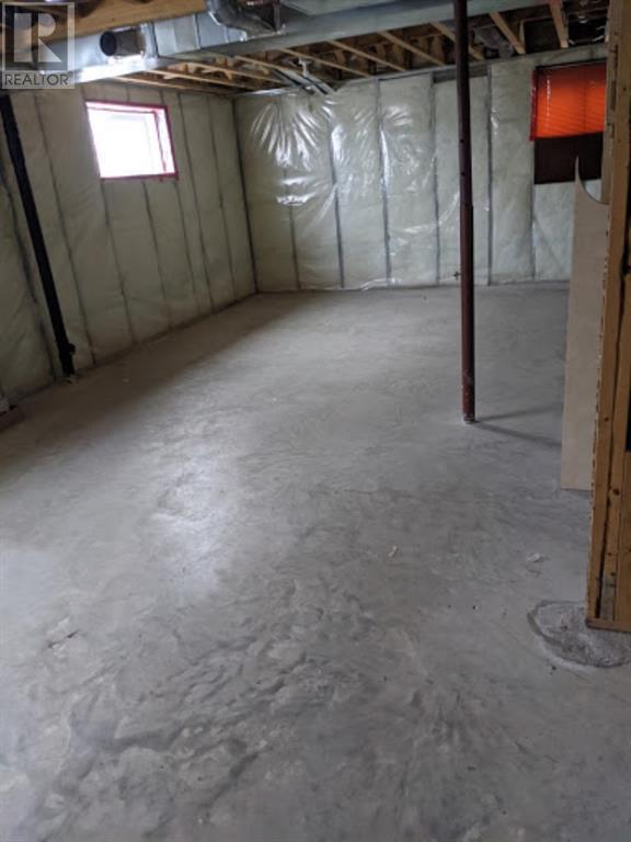 301 1st Se, Falher, Alberta T0H 1M0 - Photo 9 - A1072985