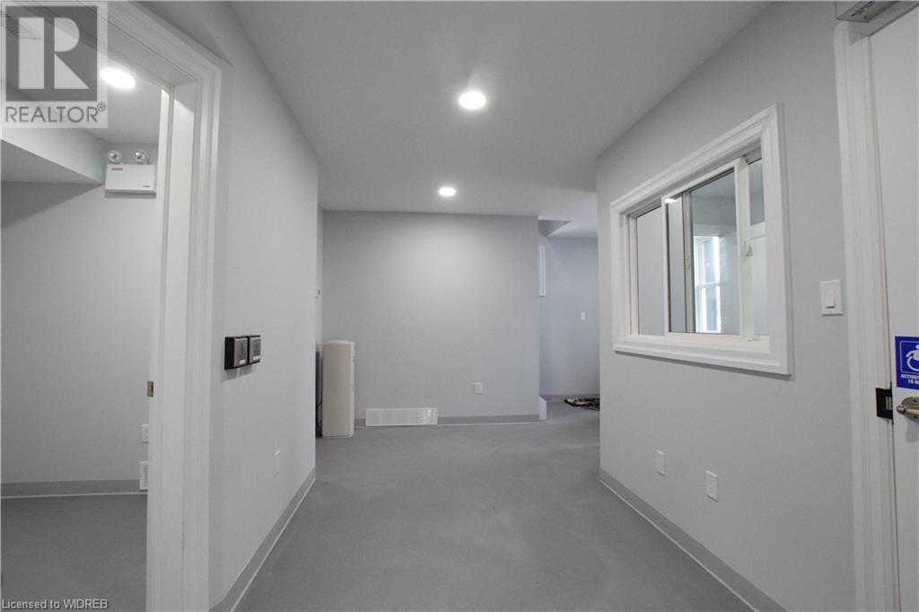 19 Riddell Street, Woodstock, Ontario N4S 6L9 - Photo 3 - 40217397