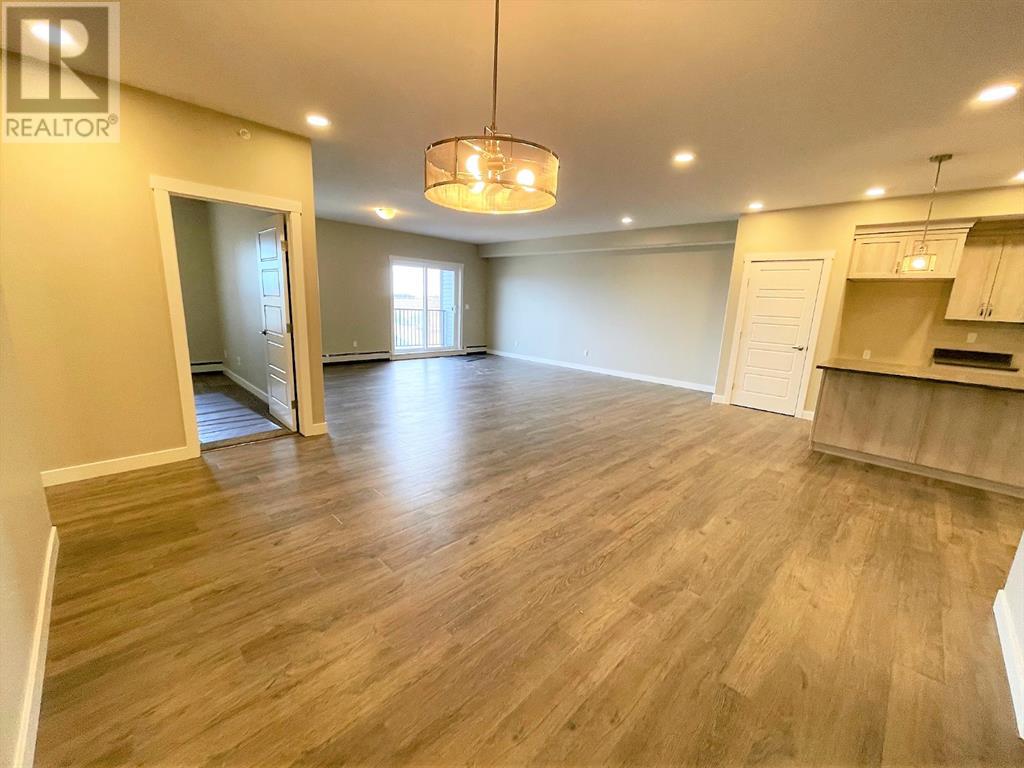 406, 499 Meadowlake Court E, Brooks, Alberta T1R 0Y7 - Photo 4 - A1196358