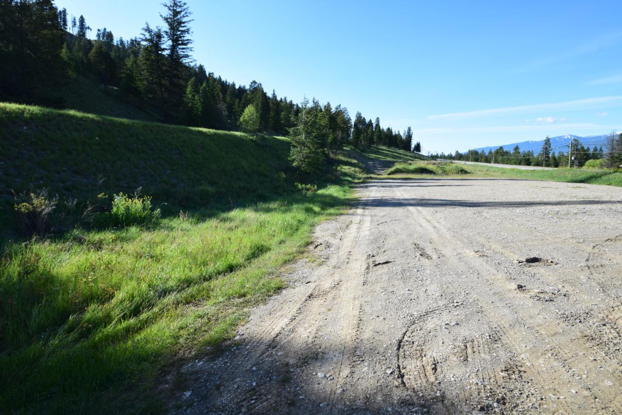 7585 Redstreak Park Road, Radium Hot Springs, British Columbia  V0A 1M0 - Photo 5 - 2454295