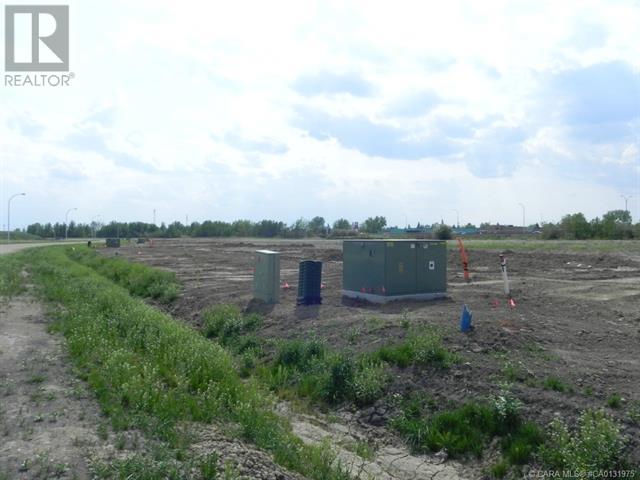 5364 Len Thompson Drive, Lacombe, Alberta T4L 2H3 - Photo 4 - CA0131975