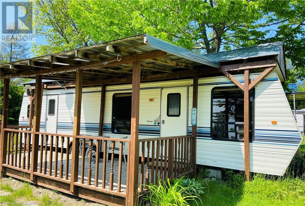 9 TAMARAC Road Unit# 4, stokes bay, Ontario