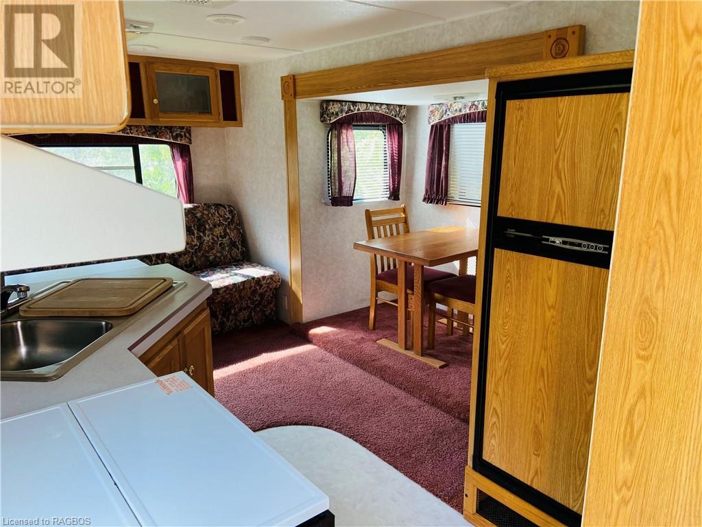 9 Tamarac Road Unit# 20, Stokes Bay, Ontario N0H 2R0 - Photo 2 - 40134345