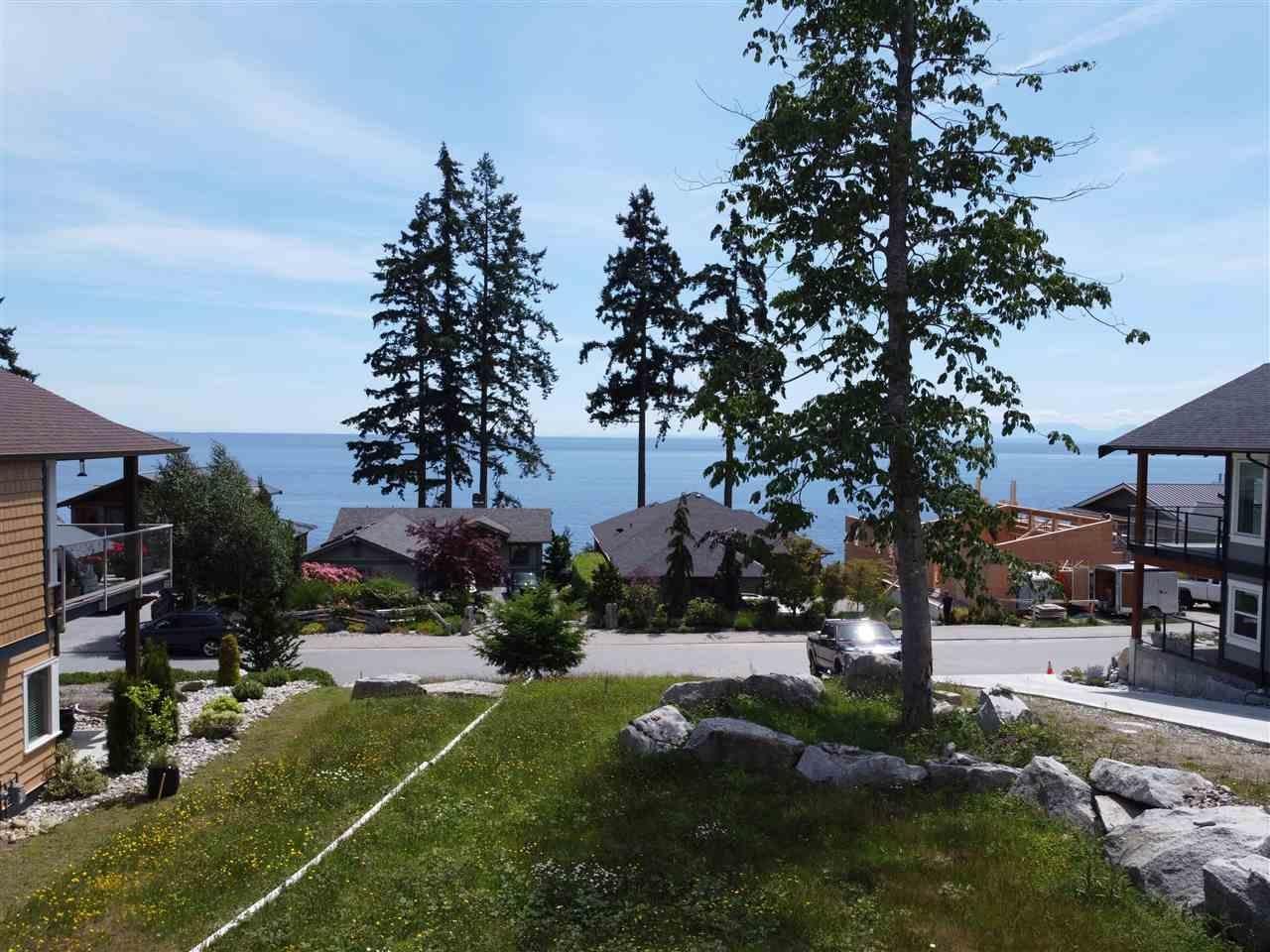 6014 Silverstone Lane, Sechelt, British Columbia  V7Z 0T8 - Photo 5 - R2675641