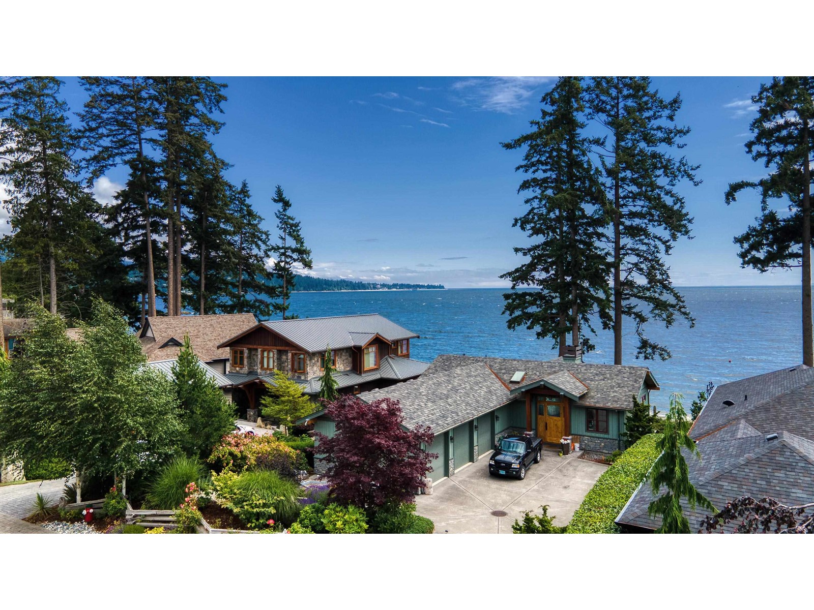 6014 Silverstone Lane, Sechelt, British Columbia  V7Z 0T8 - Photo 3 - R2675641