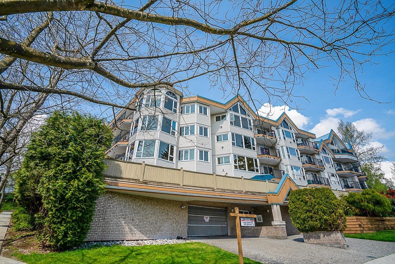 211 11595 FRASER STREET, Maple Ridge, British Columbia V2X0X7