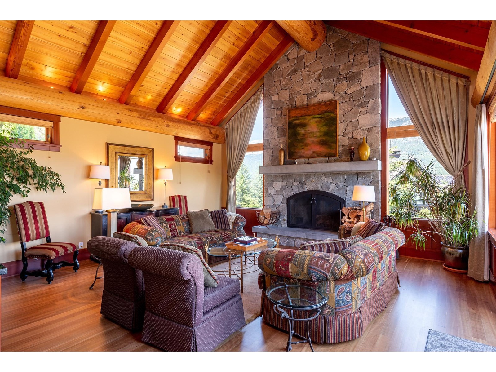 3827 Sunridge Drive, Whistler, British Columbia  V8E 0W1 - Photo 4 - R2674973