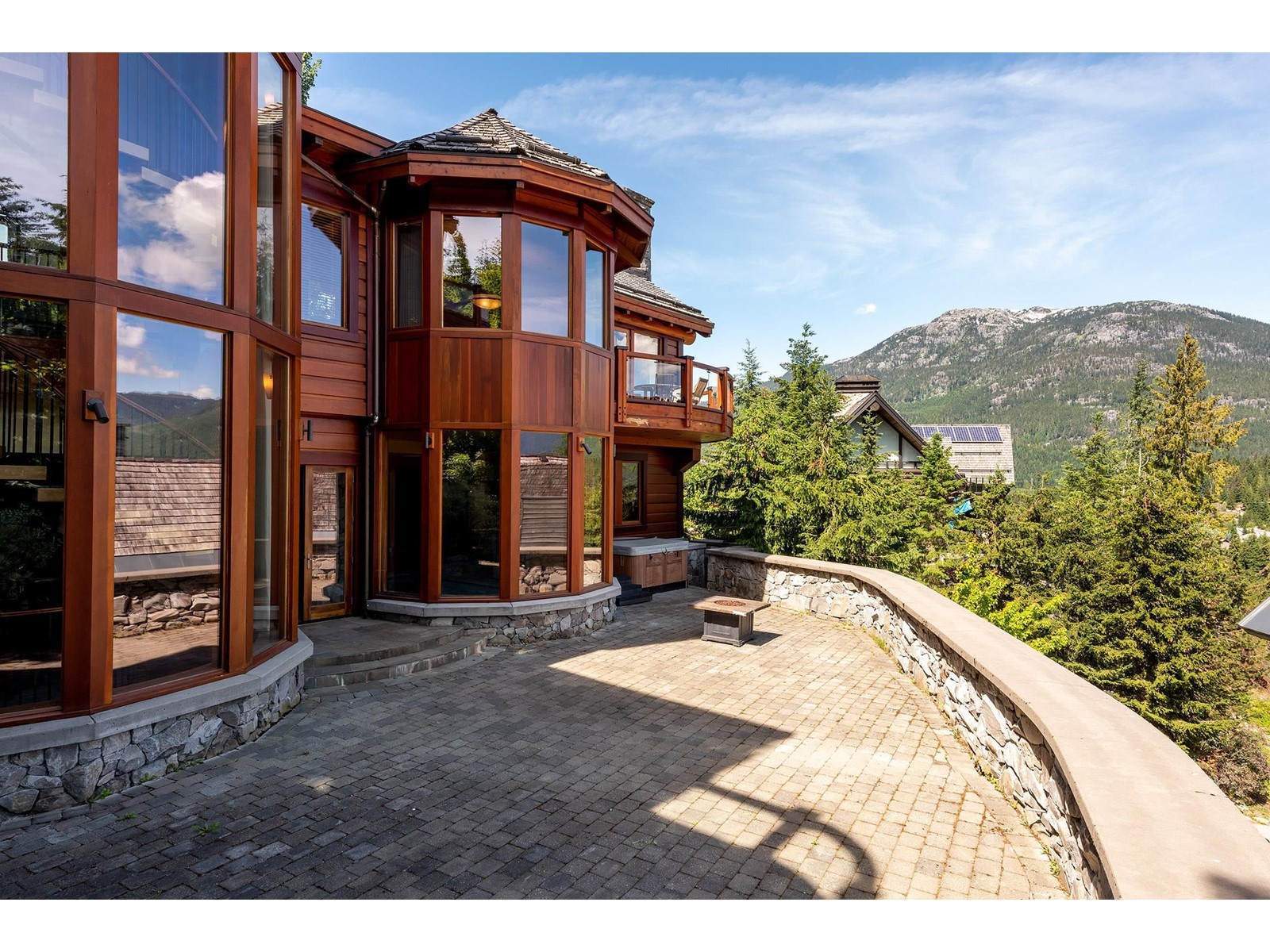 3827 Sunridge Drive, Whistler, British Columbia  V8E 0W1 - Photo 31 - R2674973