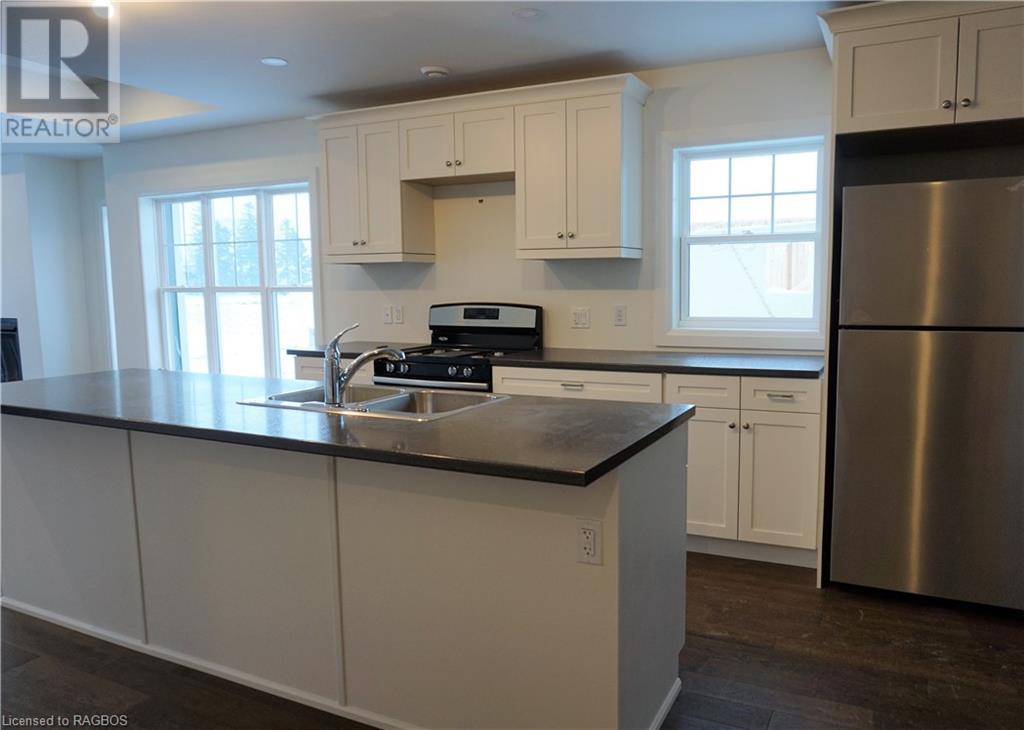 62 Eagle Court Unit# 12, Saugeen Shores, Ontario N0H 2C3 - Photo 4 - 40202493