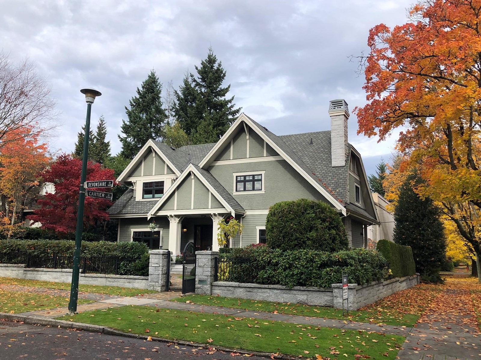 1401 DEVONSHIRE CRESCENT, vancouver, British Columbia