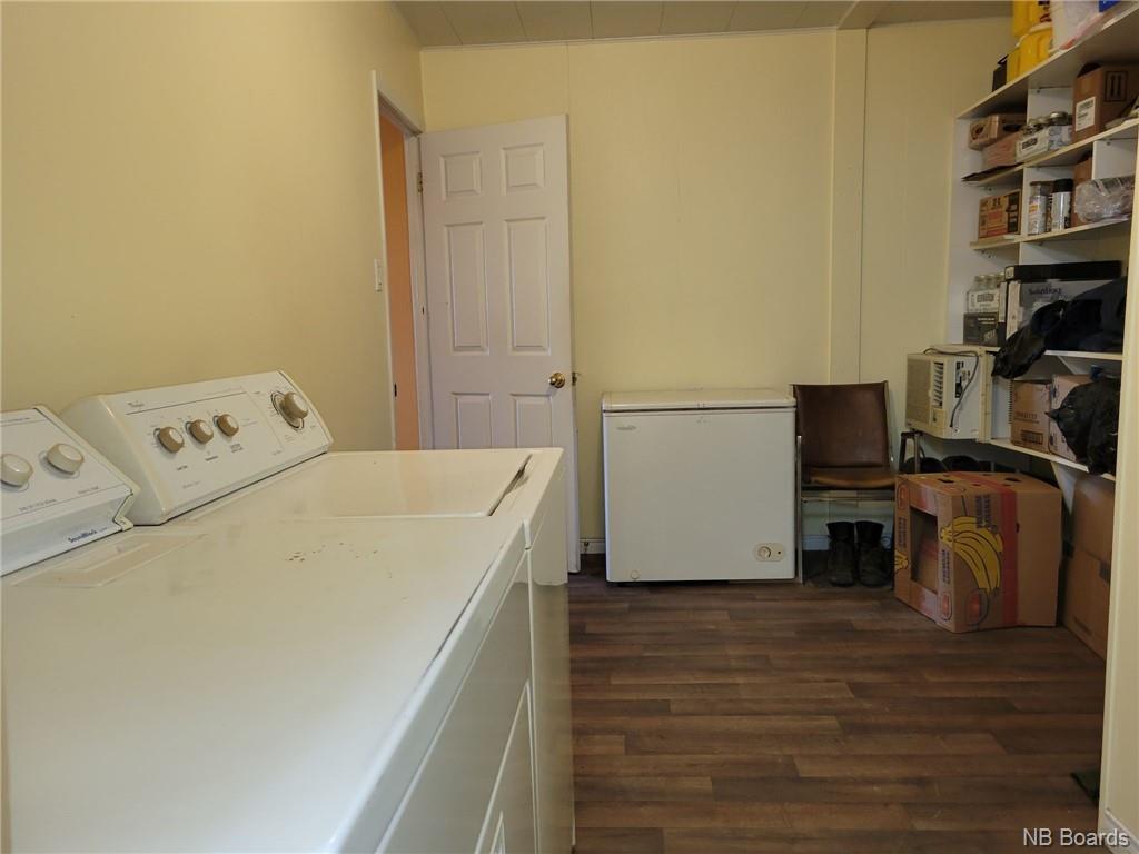 251 Rue Canada, Saint-Quentin, New Brunswick E8A 1K2 - Photo 40 - NB073458