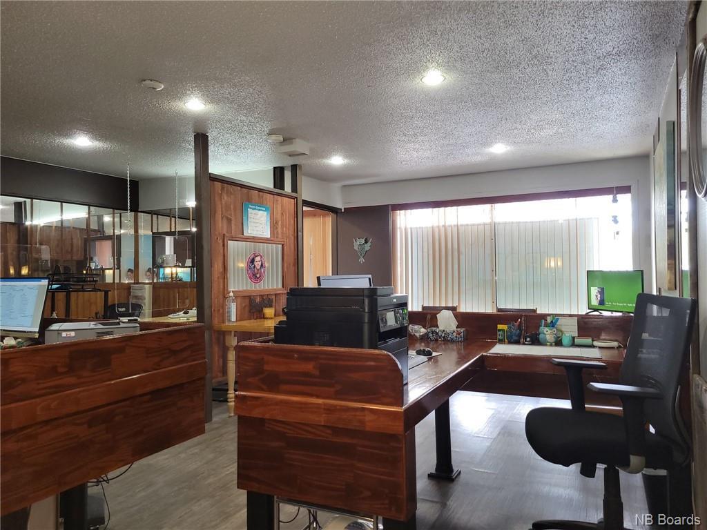 251 Rue Canada, Saint-Quentin, New Brunswick E8A 1K2 - Photo 11 - NB073458