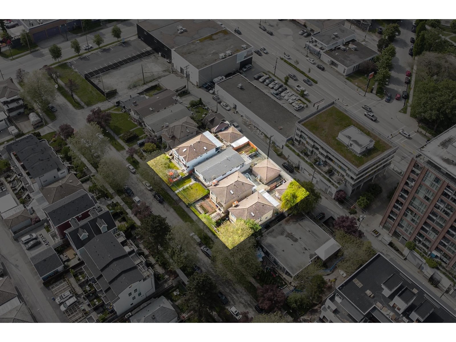 2732 DUKE STREET, vancouver, British Columbia