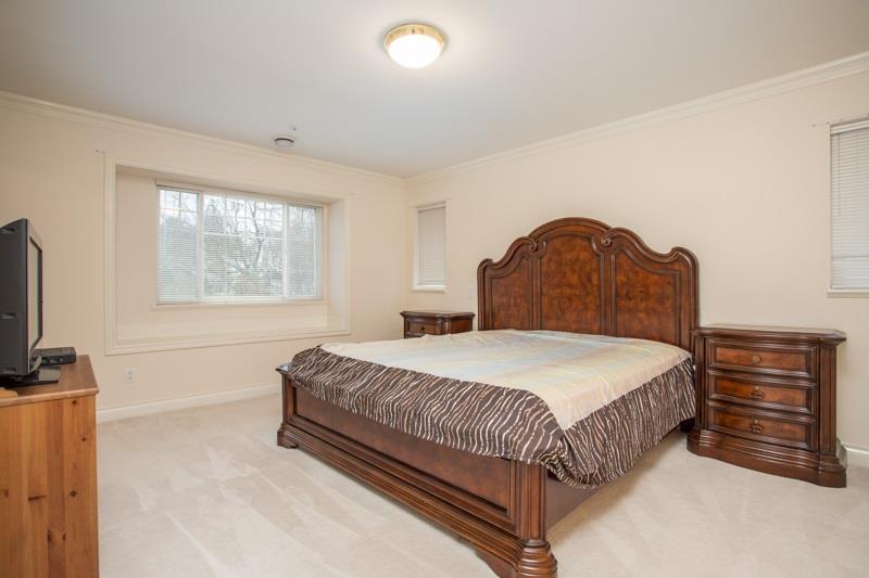 Listing Picture 12 of 20 : 1928 W 43RD AVENUE, Vancouver / 溫哥華 - 魯藝地產 Yvonne Lu Group - MLS Medallion Club Member