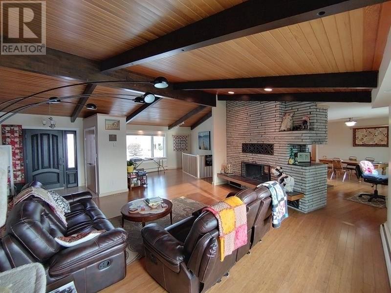 7067 257 Road, Fort St. John, British Columbia  V1J 4M6 - Photo 17 - C8042995