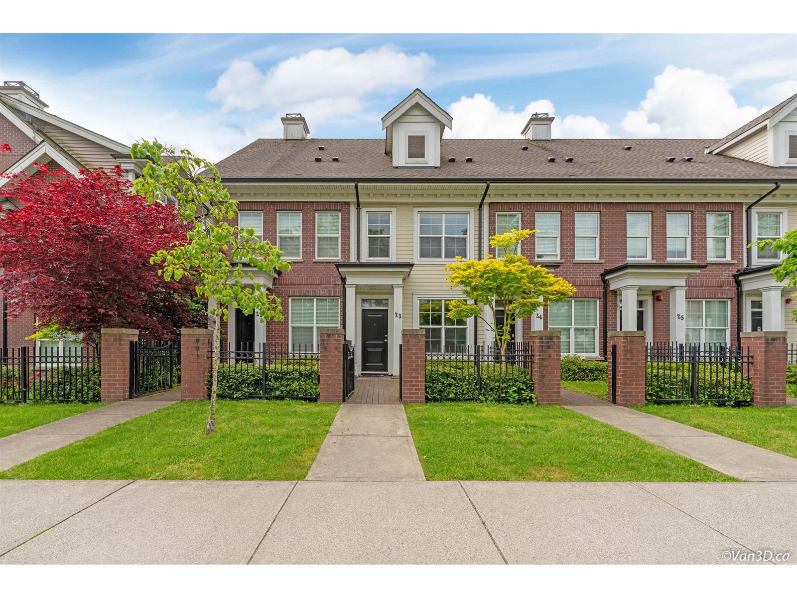 23 7458 BRITTON STREET, burnaby, British Columbia