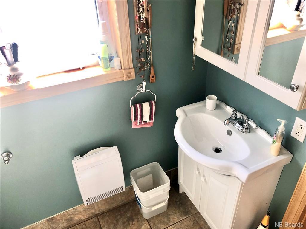 1092 Boul. De La Mer, Sainte-Marie-Saint-Raphaël, New Brunswick E8T 1V6 - Photo 24 - NB073863